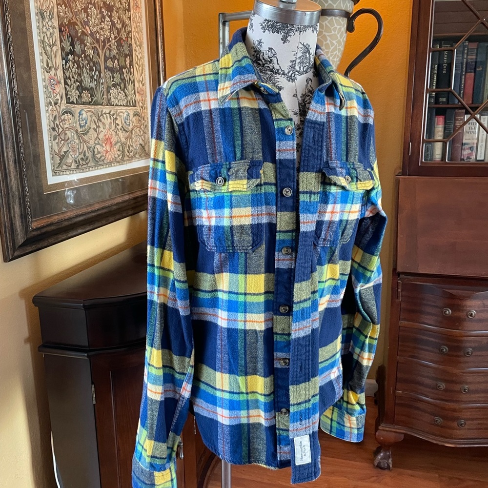 Young men’s shirt